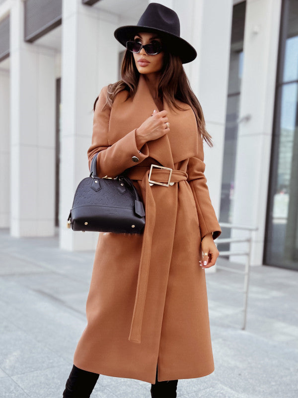 Elegant trench coat for women with belt and textured fabric Chic and Style