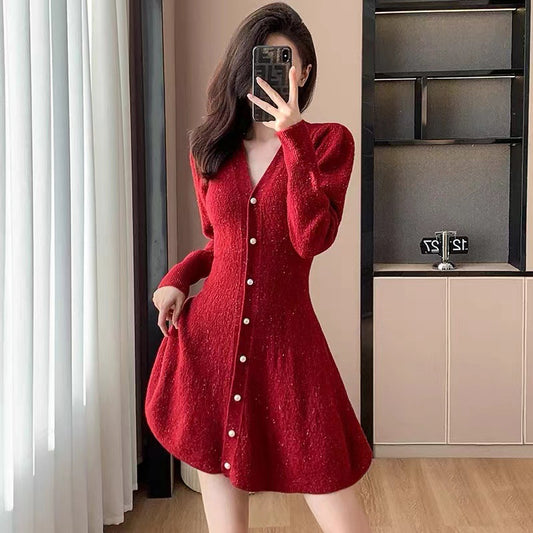 Robe en tricot pour femmes avec patte de boutonnage et manches de style ballet Chic und Stil