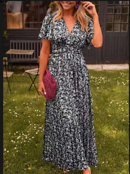 Robe maxi femme avec fronces florales et décolleté en V Chic und Stil