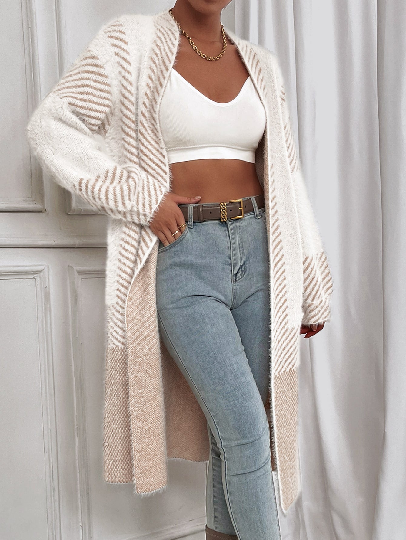 Cardigan pour femmes avec motif géométrique Chic und Stil