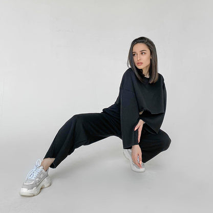 Dames élégant ensemble de salon avec haut ample et pantalon taille haute Chic und Stil