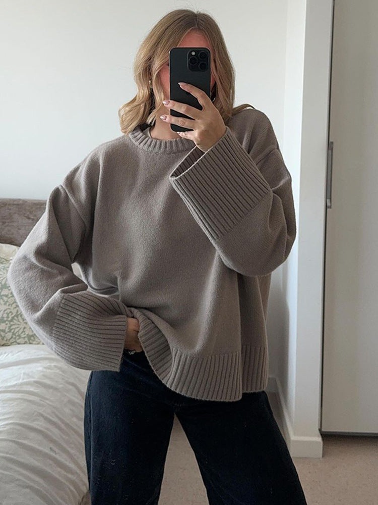Chunky knit pullover for women with oversized sleeves Chic and Style