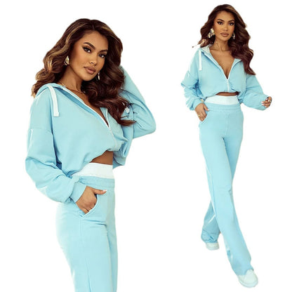 Casual hoodie for women with cropped fit and comfortable jogger pants Chic and Style