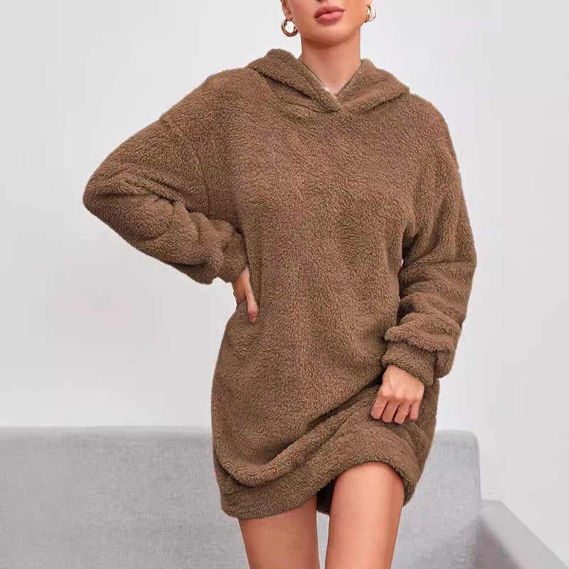 Robe à capuche oversize douillette pour femmes en doux polaire Chic und Stil