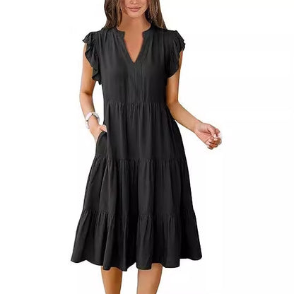 Robe de loisir pour femmes avec des détails en volants et des poches Chic und Stil