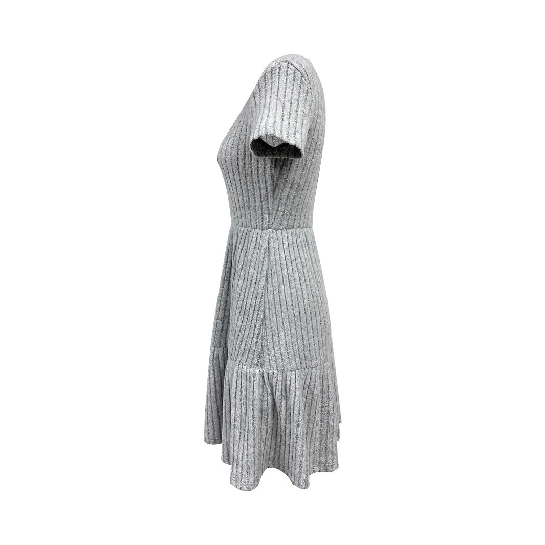 Robe d'été pour femmes avec structure côtelée et jupe évasée Chic und Stil
