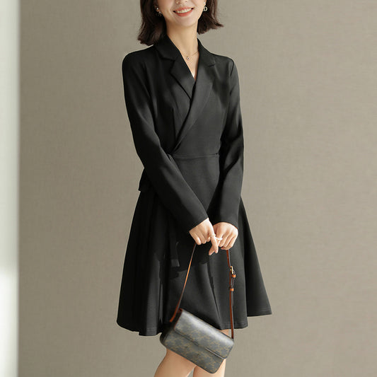 Robe enveloppante ajustée pour femmes avec détail à nouer Chic und Stil