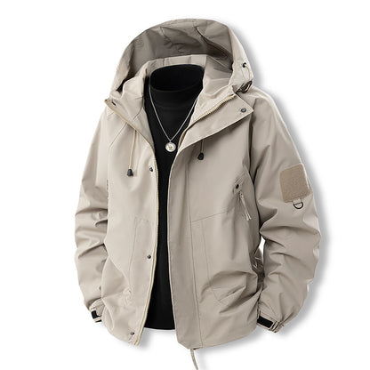 Functional outdoor jacket for men with adjustable hood and practical pockets Chic and Style