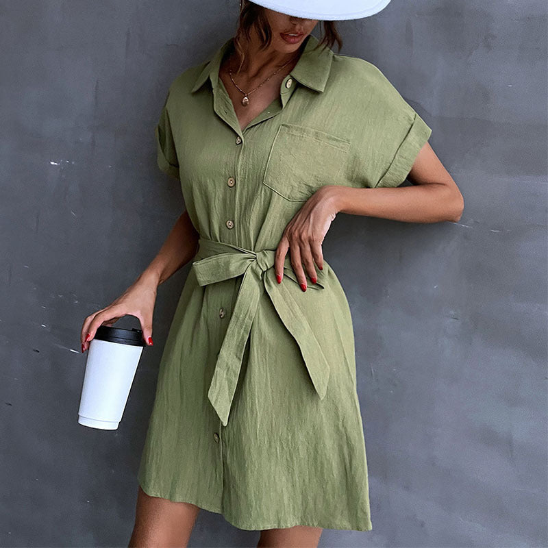 Robe chemise à boutonnière pour femmes avec ceinture à nouer Chic und Stil