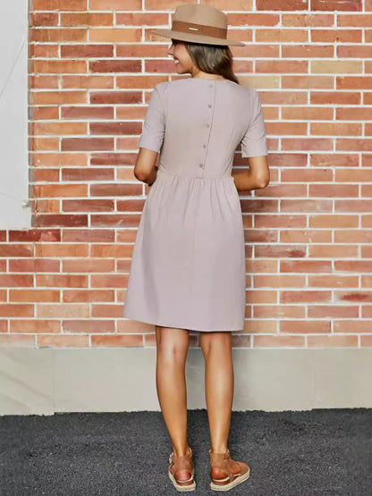 Robe en coton à manches courtes pour femmes Chic und Stil