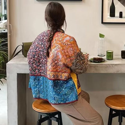 Quilted patchwork jacket for women with pockets and colorful design Chic and Style