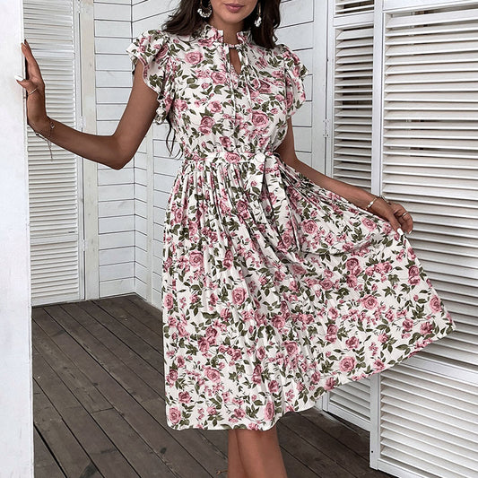 Robe portefeuille florale élégante pour femmes avec taille ajustable Chic und Stil