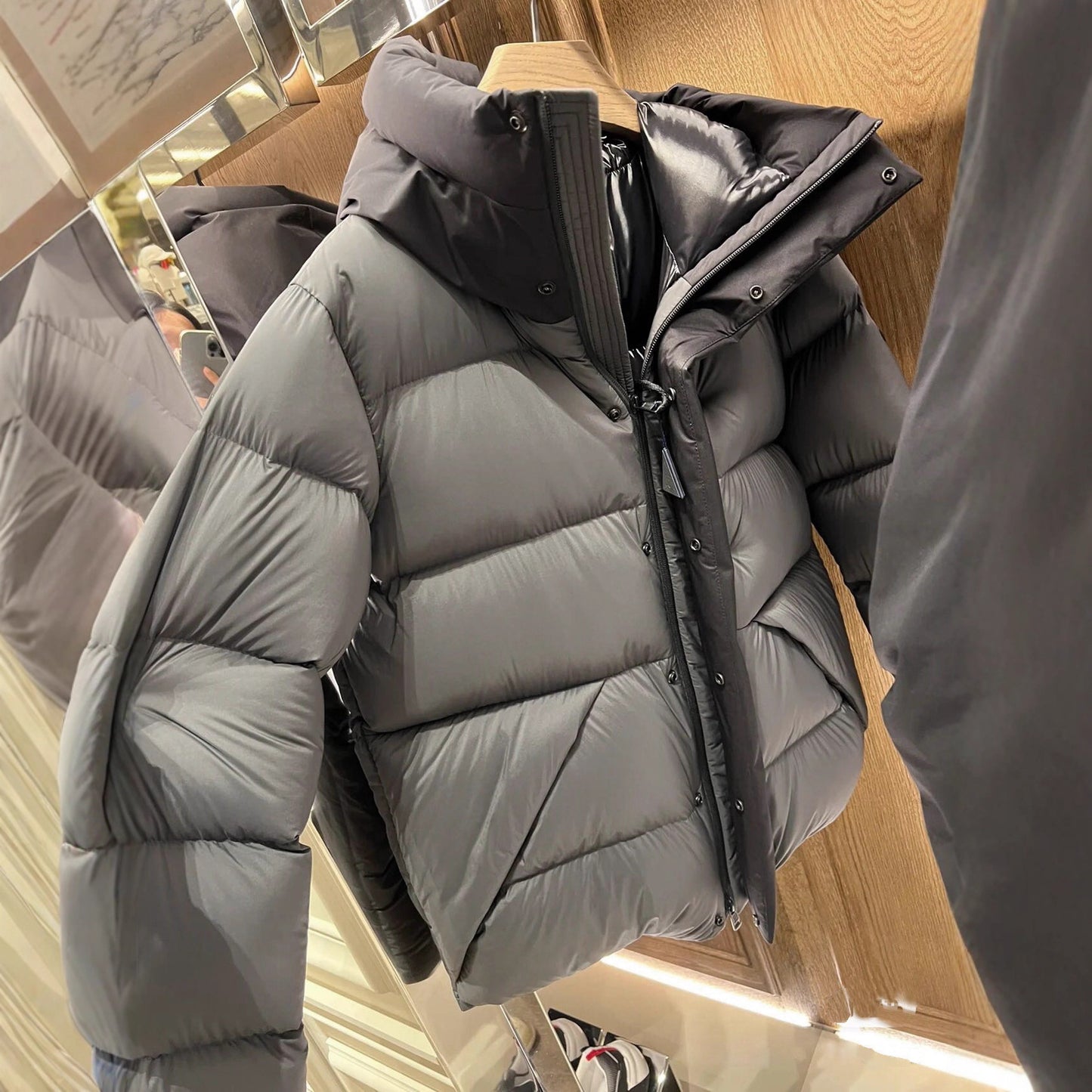 Dames doudoune avec col haut et poches zippées pratiques Chic und Stil