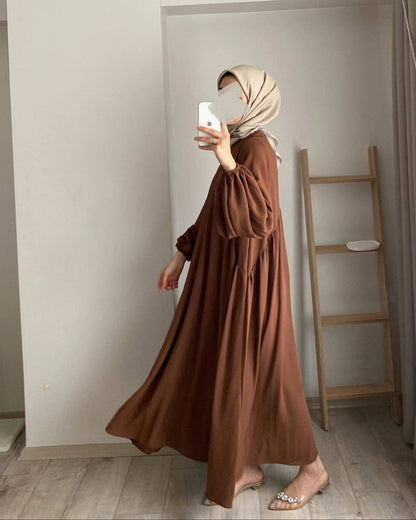 Robe maxi élégante pour dames avec des manches volumineuses et une coupe fluide Chic und Stil