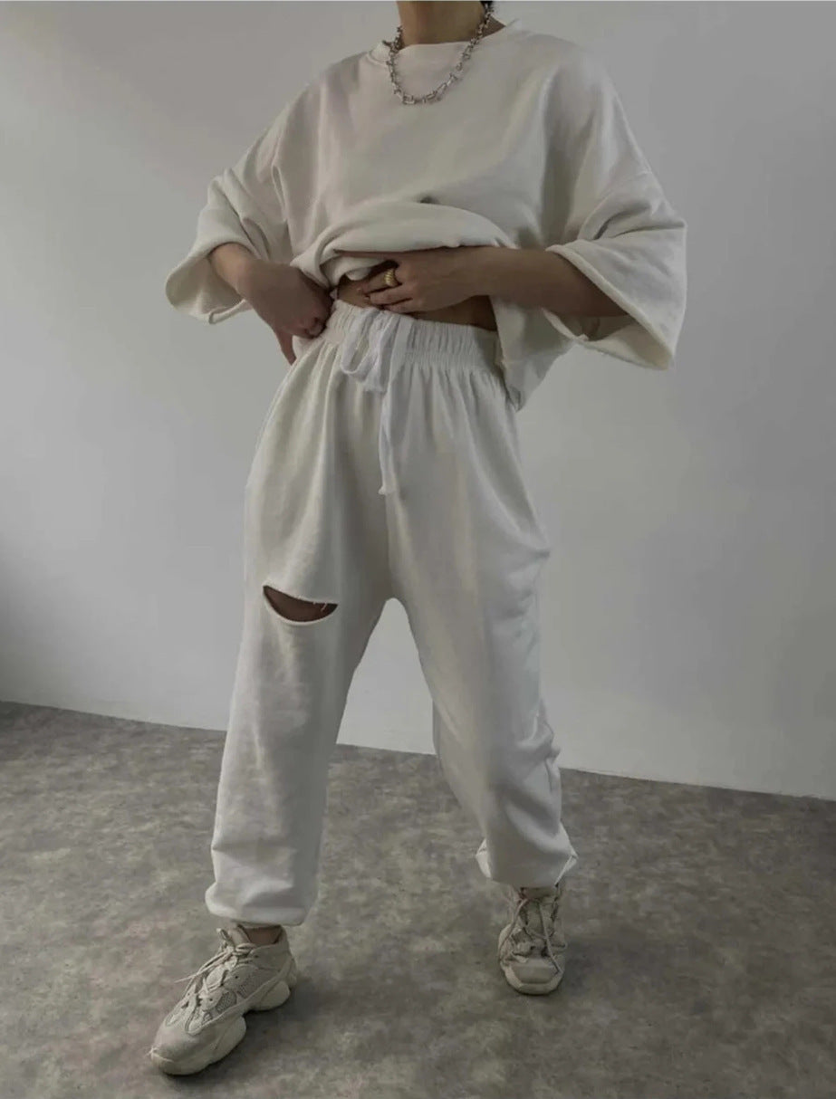 Casual set for women with oversized top and elastic pants Chic und Stil