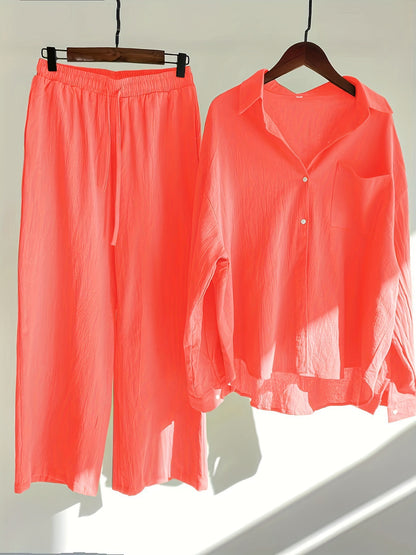 Two-piece casual set for women consisting of a loose top and comfortable pants Chic und Stil