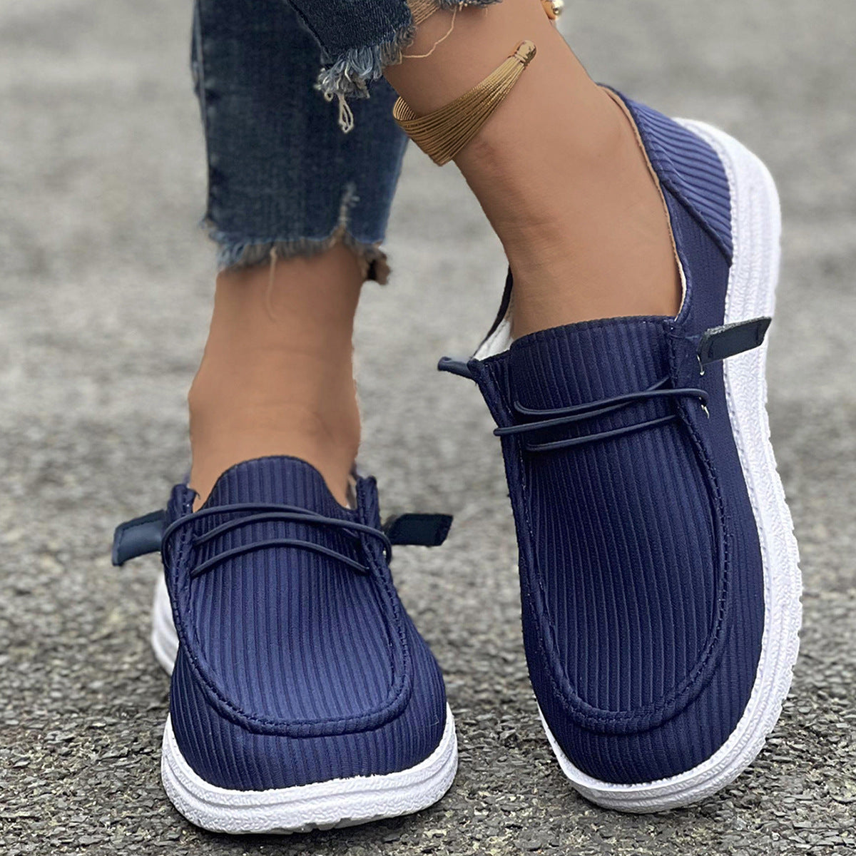 Baskets décontractées à enfiler pour femmes avec semelle antidérapante et dessus en matériau respirant Chic und Stil
