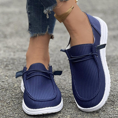 Baskets décontractées à enfiler pour femmes avec semelle antidérapante et dessus en matériau respirant Chic und Stil