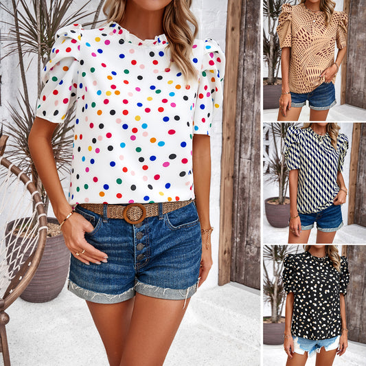 Chemise blouson pour femmes avec des manches bouffantes et un motif de points colorés Chic und Stil