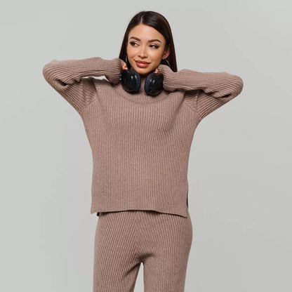 Women's ribbed knit pullover with a relaxed fit and a wide collar Chic and Style