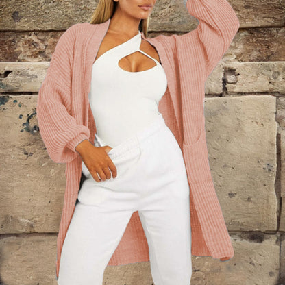 Cardigan en tricot épais pour femmes avec une coupe décontractée et des poches pratiques Chic und Still