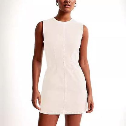 Robe en jean pour femmes au design moderne avec des détails sans couture Chic und Stil