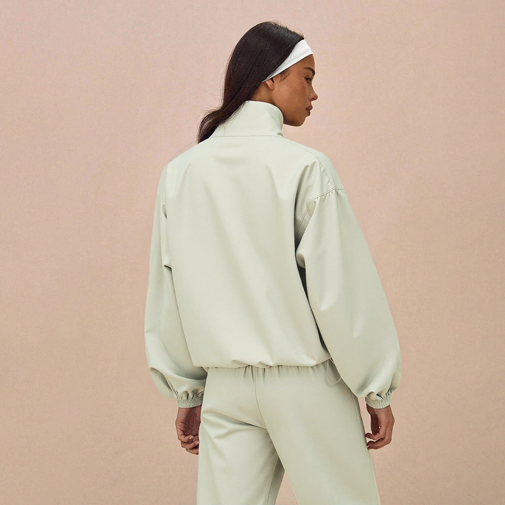 Veste fonctionnelle sportive pour femmes avec poignets de manches élastiques et pantalon ample Chic & Stil