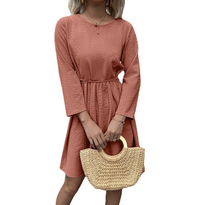 Robe décontractée pour femmes avec ceinture ajustable et manches 3/4 Chic und Stil