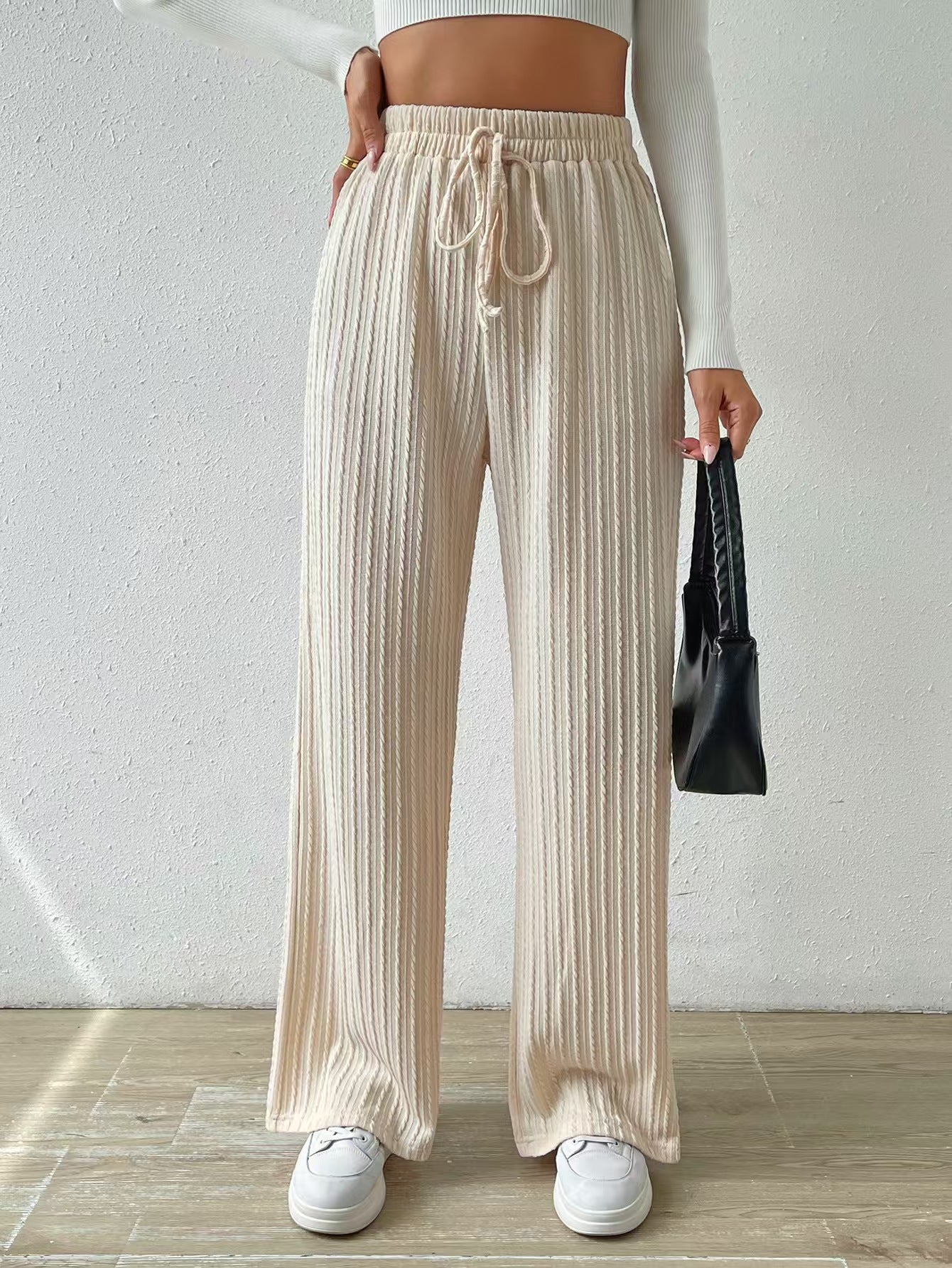 Wide palazzo pants for women with ribbed structure Chic and Style