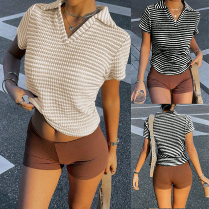 Women short sleeve polo with structured pattern Chic und Stil