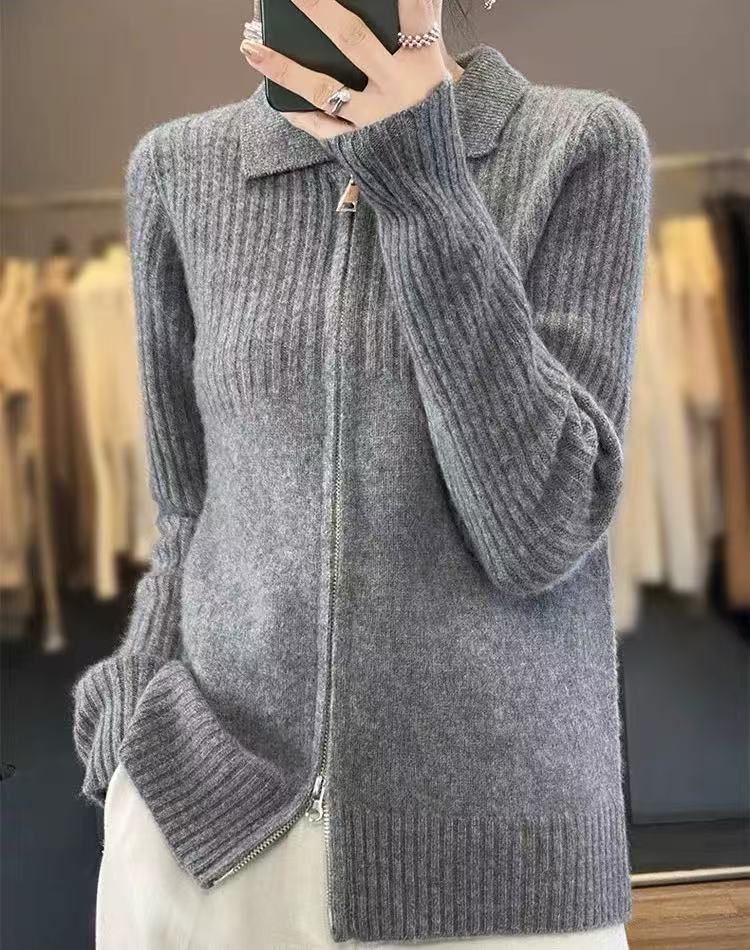 Cardigan tricot confortable pour femmes avec fermeture éclair et patron côtelé fin Chic und Stil