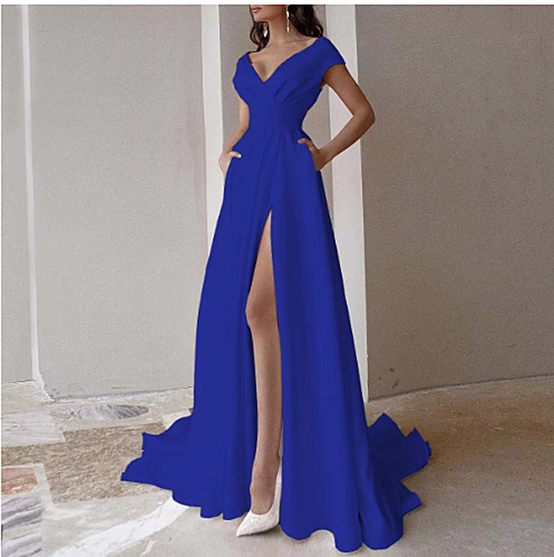 Robe maxi élégante pour femmes avec décolleté en V profond et fente latérale Chic und Stil
