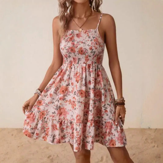 Robe d'été légère pour femmes avec volants et design floral Chic und Stil