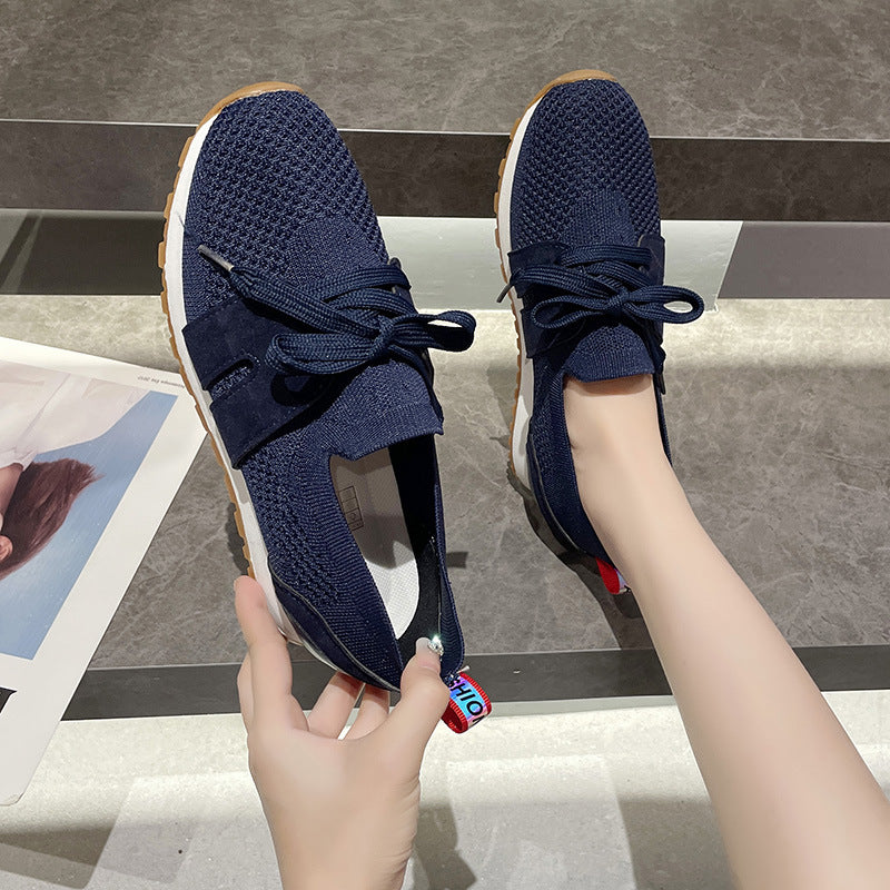 Baskets de sport pour femmes avec un dessus en tricot respirant et des accents élastiques Chic und Stil