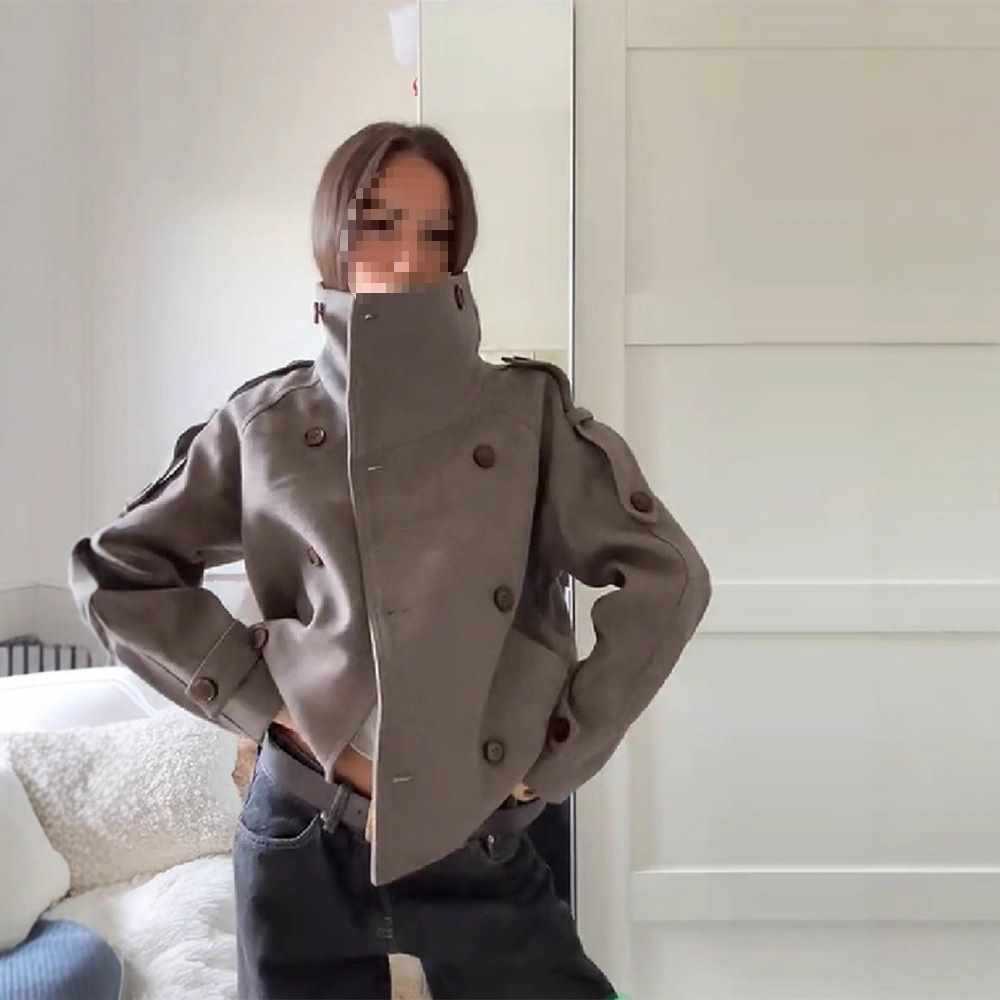 Dames élégant manteau matelassé avec col montant et poches pratiques Chic und Stil