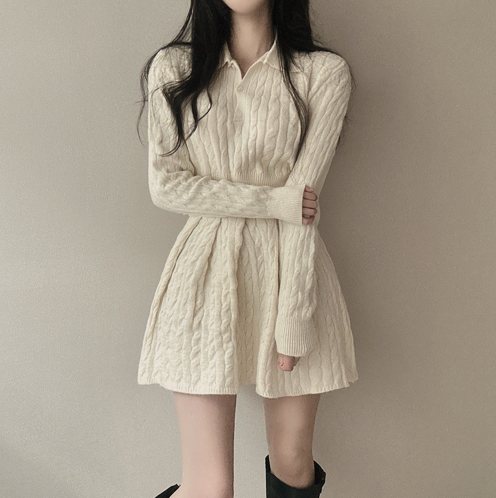 Robe tricot confortable pour femmes avec col élégant et look drapé Chic und Stil