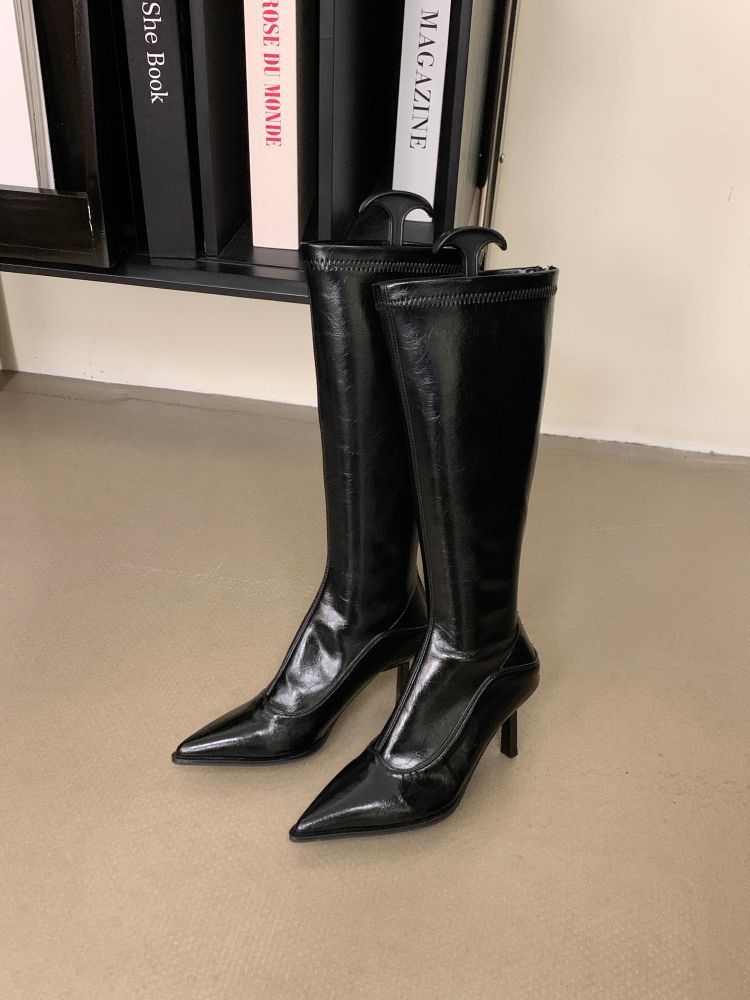 Bottes élégantes pour femmes sur cuisse en cuir de haute qualité avec talon pointu Chic und Stil