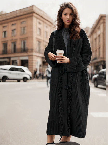 Dames gros cardigan en tricot avec des détails frangés et une coupe ouverte Chic und Stil