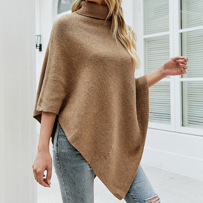 Dame poncho en tricot avec col haut et boutons décoratifs Chic und Stil