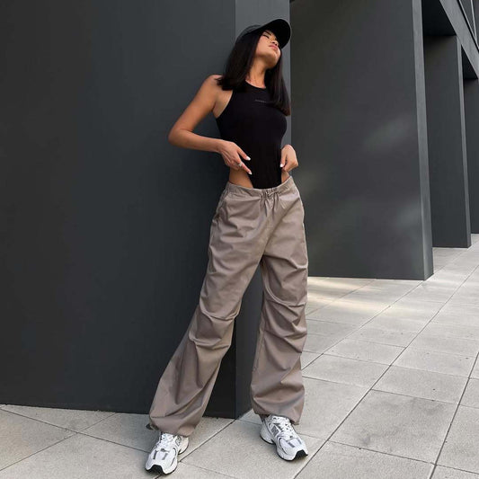 Sport leisure pants for women with elastic waist and practical pockets Chic and Style