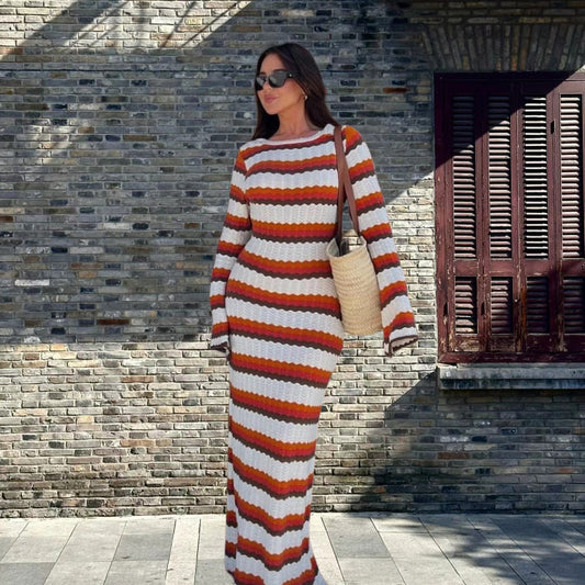 Robe maxi tricot pour femmes avec un élégant motif côtelé Chic und Stil