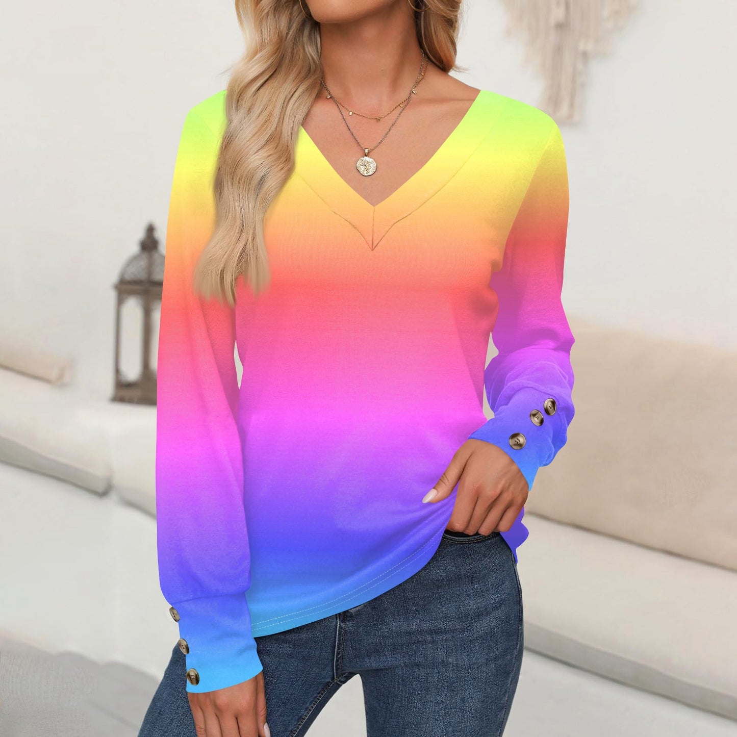 Chemise à manches longues pour femmes à col en V avec dégradé de couleurs tendance et élégants détails en bouton Chic und Stil