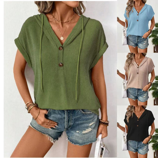 Chemise à manches courtes décontractée pour femmes avec patte de boutonnage et capuche Chic und Stil
