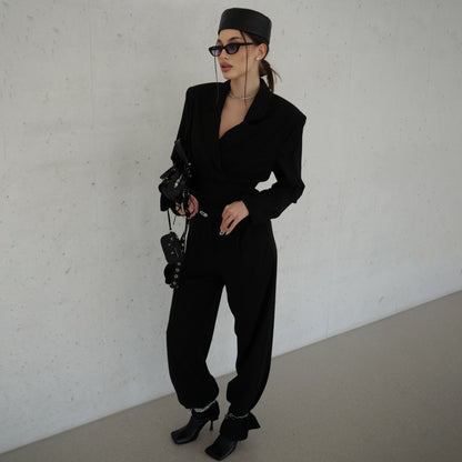 Dames Combinaison élégante avec une coupe ajustée et des détails à la mode Chic und Stil