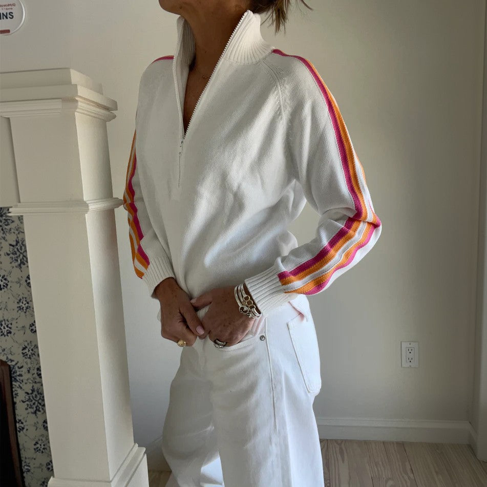 Pull à zip sportif pour femmes avec des rayures colorées Chic und Stil