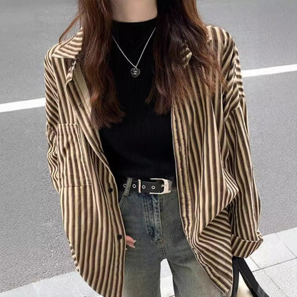 Dames Pull à côtes élégant avec col haut Chic und Stil