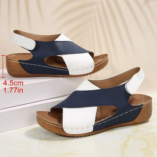Sandales élégantes pour dames à lanières croisées décoratives et semelle confortable Chic und Stil