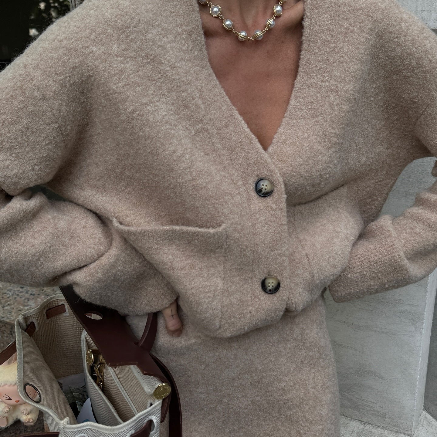 Dames élégant ensemble en tricot avec cardigan ouvert et jupe assortie Chic und Stil