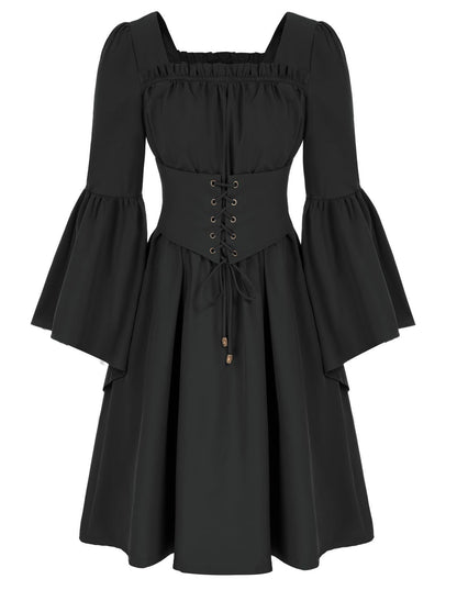 Robe médiévale femme avec des manches fluides et un détail de laçage Chic und Still