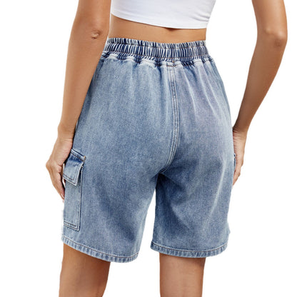 Women's cargo shorts with elastic waistband and practical side pockets Chic und Stil